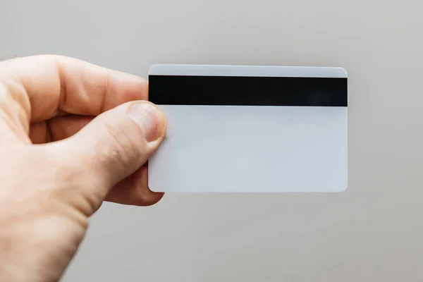 Carte de crédit à escompte en main — Photo