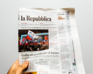  2018 gelen Rus başkanlık seçimleri kazanan Vladimi