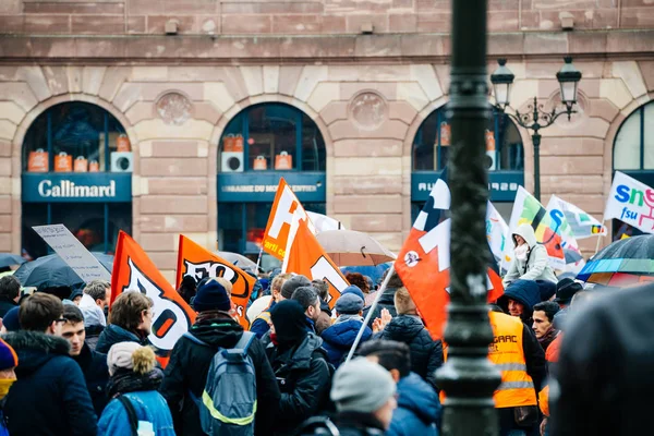 フランスのストリート抗議政府ママに対するデモの人々 — ストック写真