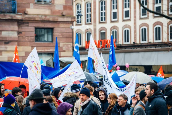 フランスのストリート抗議政府ママに対するデモの人々 — ストック写真