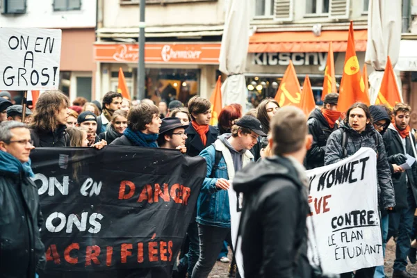 Протест знаком довготи французького уряду низка реформ — стокове фото