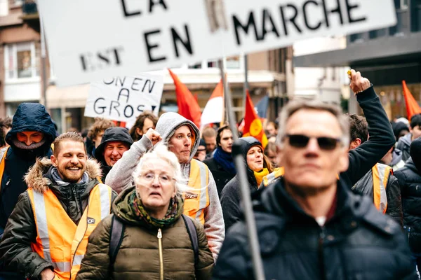 Protesteren Macron Franse regering reeks hervormingen — Stockfoto