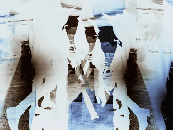 Airport silhouettes people walking gate — Stock Photo, Image