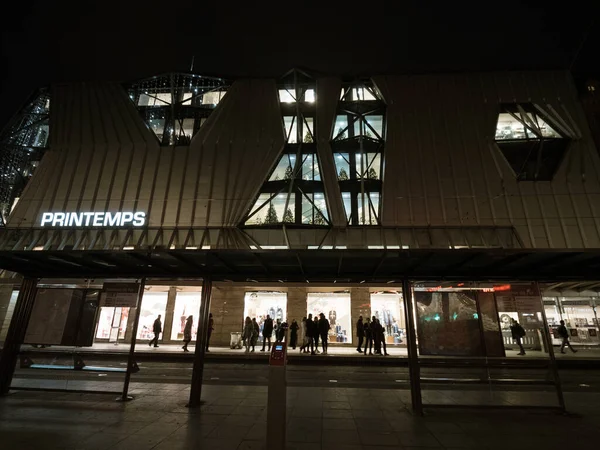 Place de l 'Homme de Fer in central Strasbourg Printemps shopping mall — стоковое фото