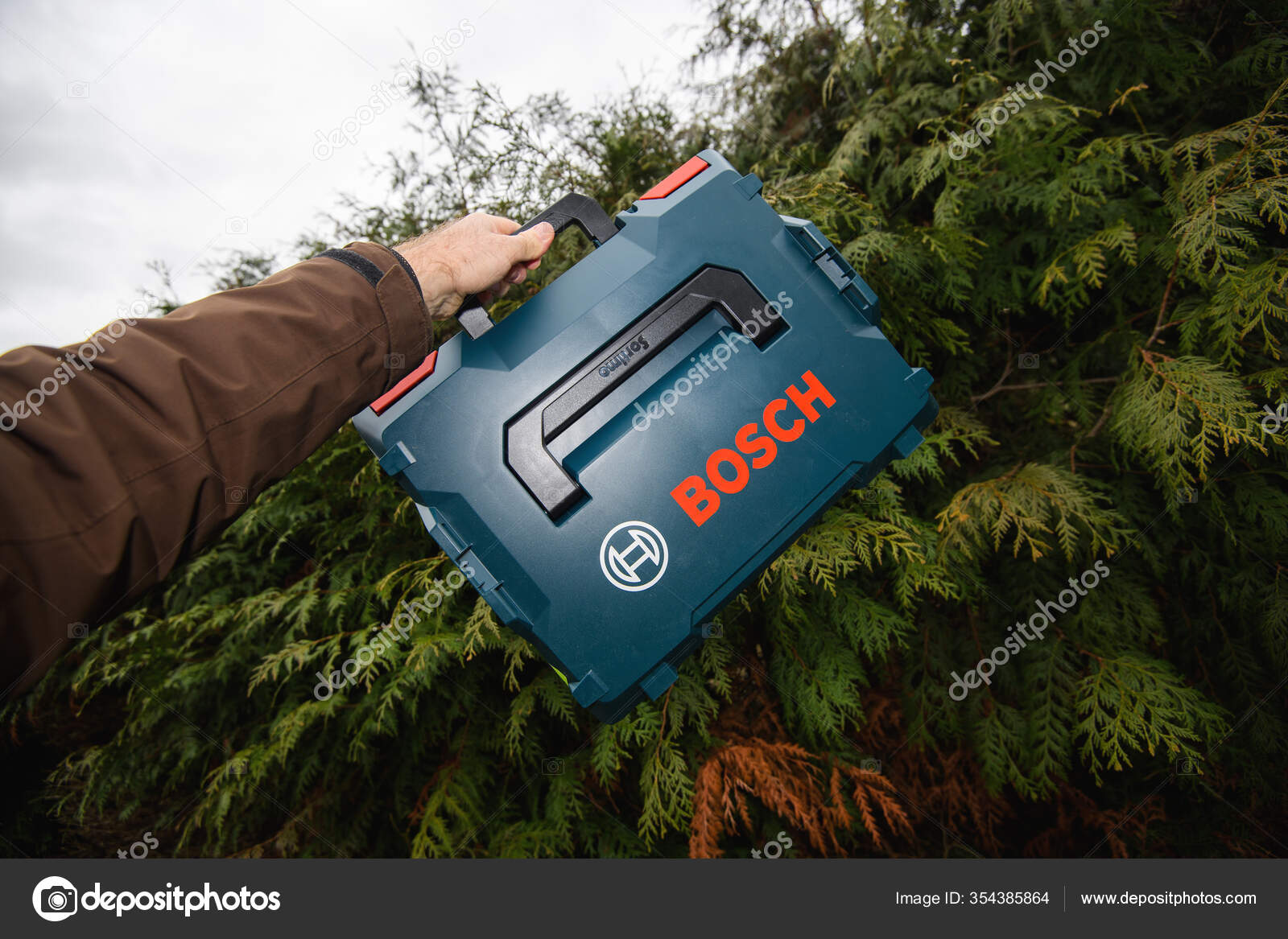 Bosch Professional Power Tools and Accessories - Bosch L-Boxx
