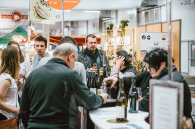 Fuar fuarı Vignerons Fransa 'nın bağımsız şarap üreticileri