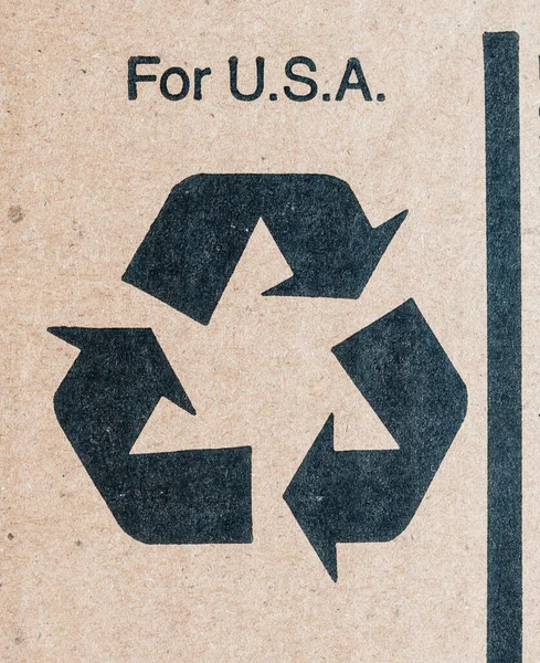 USA teksti ja kierrätys merkki painettu pahvi — kuvapankkivalokuva