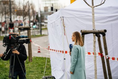 Swr Sudwestrundfunk muhabiri Fransa 'dan Kehl sınır kapısından bildiriyor.