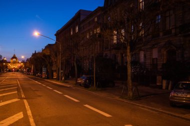 Fransa 'nın Coronavirus' la karşı karşıya olduğu boş sokaklar