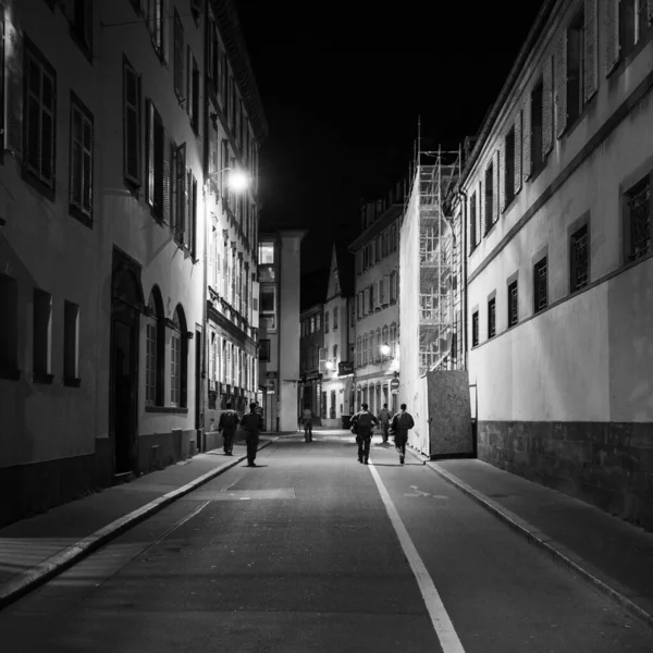 Empty deserted streets as France faces the Coronavirus — Stock Photo, Image