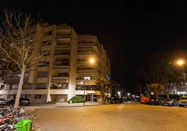 Prázdné opuštěné ulice, jak Francie čelí koronaviru — Stock fotografie