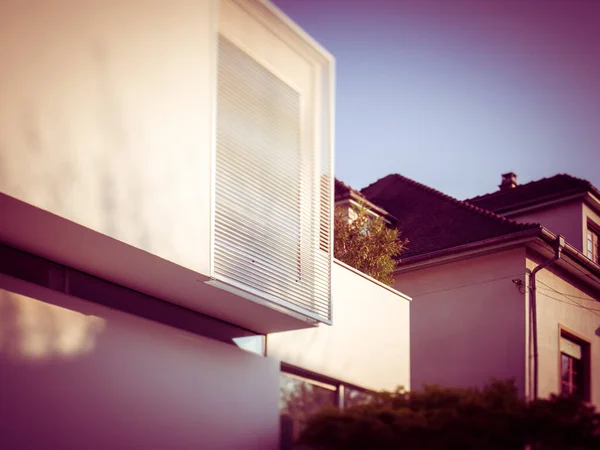 Dreamy Effect Modern Vintage House Violet Color Cast — Stock Photo, Image