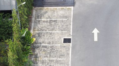 Otopark beton açık.