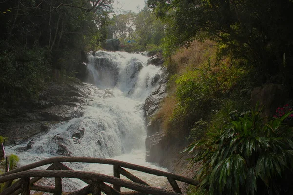 Cachoeira Reserva Nacional Prenn Vietnã — Fotografia de Stock