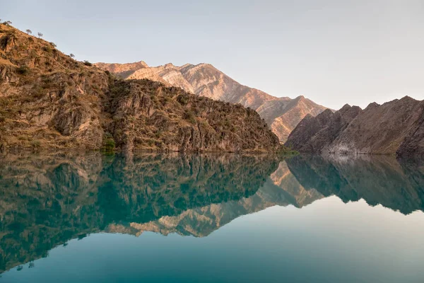 Dağ nehir dağlarda kefen