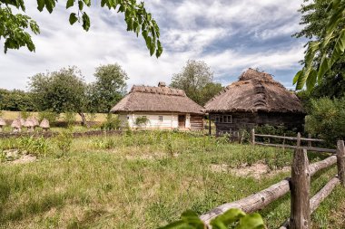 eski ahşap fırıldak