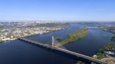 Kiev Dinyeper Nehri yakınında güzel alanı.