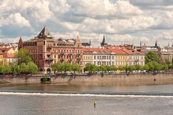Česká republika, Praha, výhled na město v létě — Stock fotografie