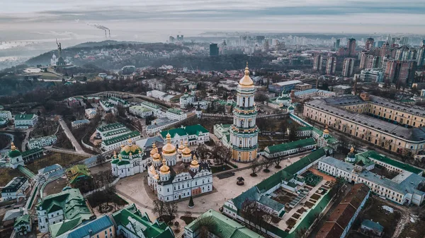 Лавра Києва з висоти — стокове фото