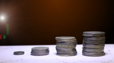 Grafik ile finans ve iş kavramı Coin satırları