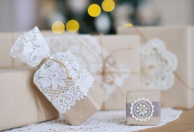 El yapımı şenlikli ev dekorasyon