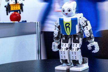 Beyaz Robot Robotik Expo 2016