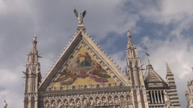 Siena, İtalya - 19 Temmuz 2016 - ünlü katedral Siena, Santa Maria Assunta için özel tasarlanmış ve Siena İtalya, Hd, gerçek zamanlı, 50 fps 1215 ve 1263 arasında tamamlandı