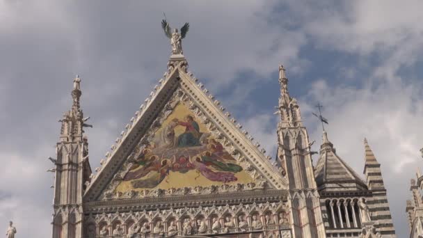 シエナ イタリア 2016 サンタ マリア アッスンタ教会に捧げ シエナ大聖堂設計し Fps リアルタイム イタリアのシエナの街で — ストック動画
