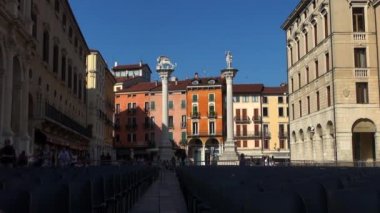 Vicenza, İtalya, 2016 yaklaşık: Basilica Palladiana adlı ünlü anıt ile şehrin büyük ana kare