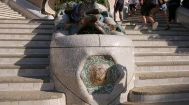 Barcelona, İspanya - Mayıs 2017 yaklaşık: A Parc Guell, kentin önemli turistik mekanlara, gerçek zamanlı, Barselona, İspanya, birini vurdu.
