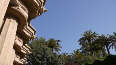 Barcelona, İspanya - Mayıs 2017 yaklaşık: A Parc Guell, kentin önemli turistik mekanlara, gerçek zamanlı, Barselona, İspanya, birini vurdu.