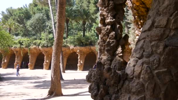 Barcelona Spanien Circa Maj 2017 Skjuten Parc Guell Stadens Stora — Stockvideo