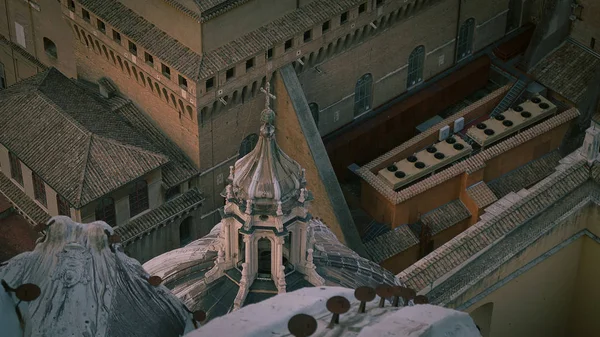 San Pietro Bazilikası kubbe arası Roma en iyi görünümü                  