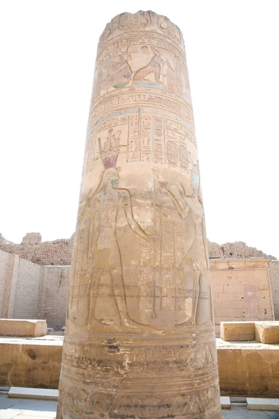 쿰 옴보 신전에 있는 기둥 — 스톡 사진