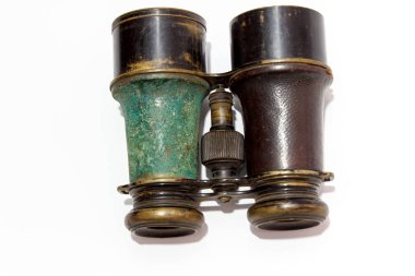 beyaz zemin üzerinde Vintage dürbün