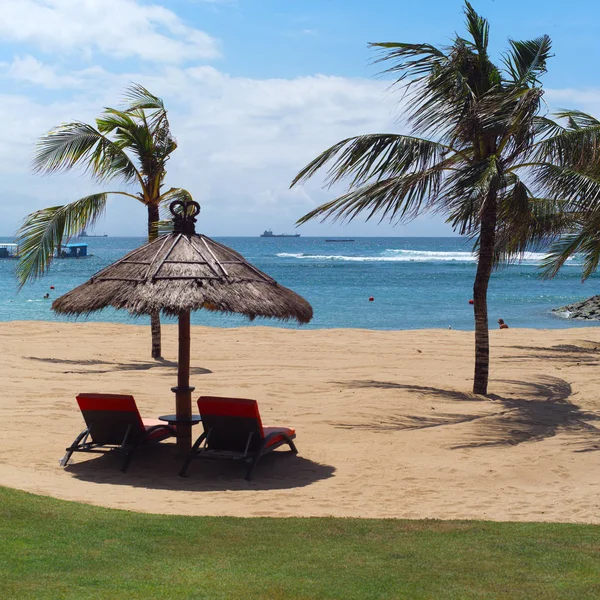 Bali, indonesien luxus ruhe am strand — Stockfoto