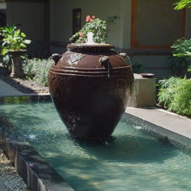 Tasarım Bahçe bahçesinde çeşme