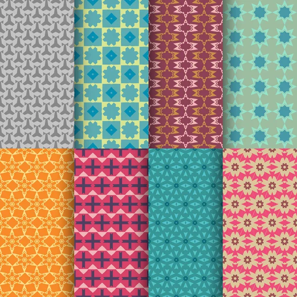 シームレスな装飾的な幾何学的図形パターンのセット — ストックベクタ