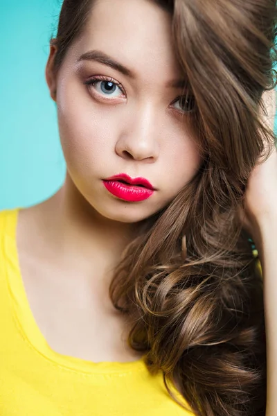 Retrato de mulher bonita — Fotografia de Stock