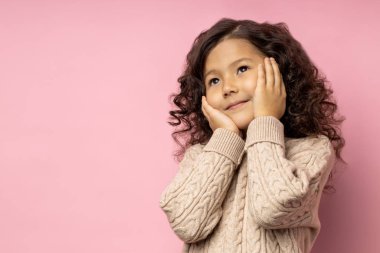 güzel küçük kız portresi