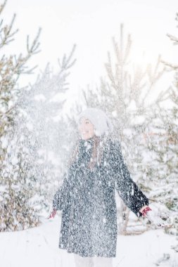 Kış kadın parçalı