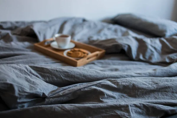 Buenos días. Desayuno en la cama —  Fotos de Stock