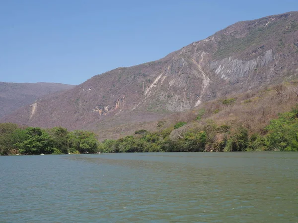 Maravilhoso Cenário Encosta Selvagem Cânion Sumidero Nas Paisagens Rio Grijalva — Fotografia de Stock