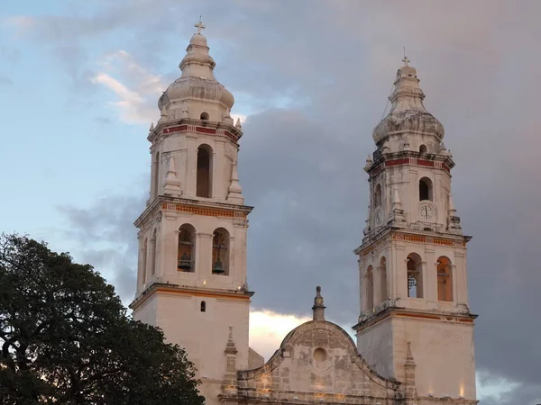 Facade Cathedral San Francisco Campeche City Mexico Cloudy Blue Sky — Foto de Stock