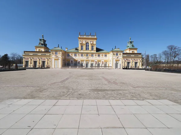 Pátio Beleza Fachada Palácio Capital Europeia Varsóvia Polônia Céu Azul — Fotografia de Stock