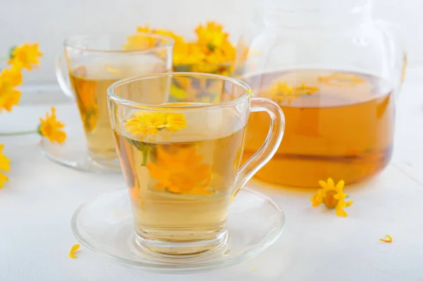 Chá de calêndula de ervas — Fotografia de Stock