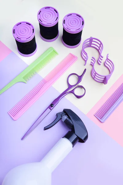 Stilvolle Professionelle Friseurscheren Und Kämme Friseursalon Konzept Friseur Werkzeug Set Stockfoto