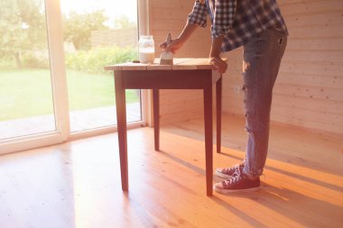 Ahşap işçisi, marangoz çalışma konsepti