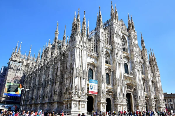 Milan Cathedral (Duomo di Milano). — Stock Photo, Image