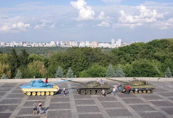 Kiev Ucrania Vista Plaza Con Tanques Ciudad —  Fotos de Stock